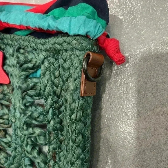 White Stuff Green Crochet Beach Tote with Lining - Picture 4 of 8